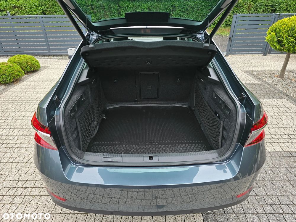 Skoda Superb 2.0 TDI SCR Style DSG - 14