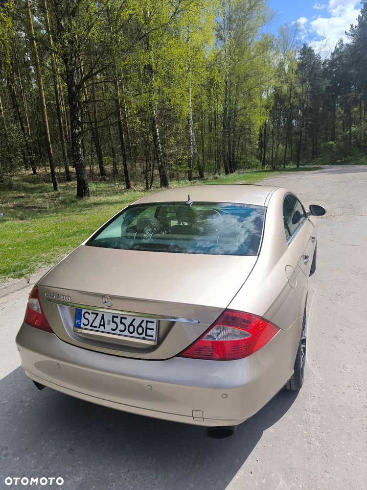 Mercedes-Benz CLS 500 - 5