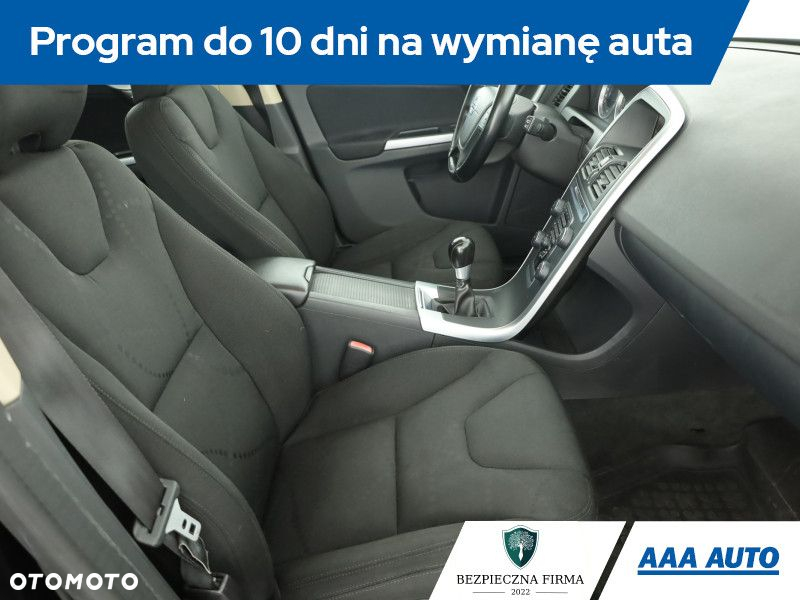 Volvo XC 60 - 8