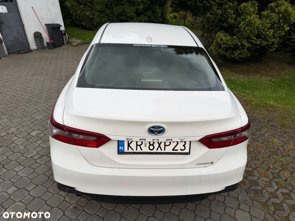 Toyota Camry 2.5 Hybrid Comfort CVT - 12