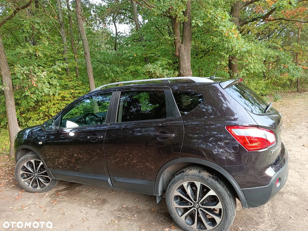Nissan Qashqai 2011 photo 2