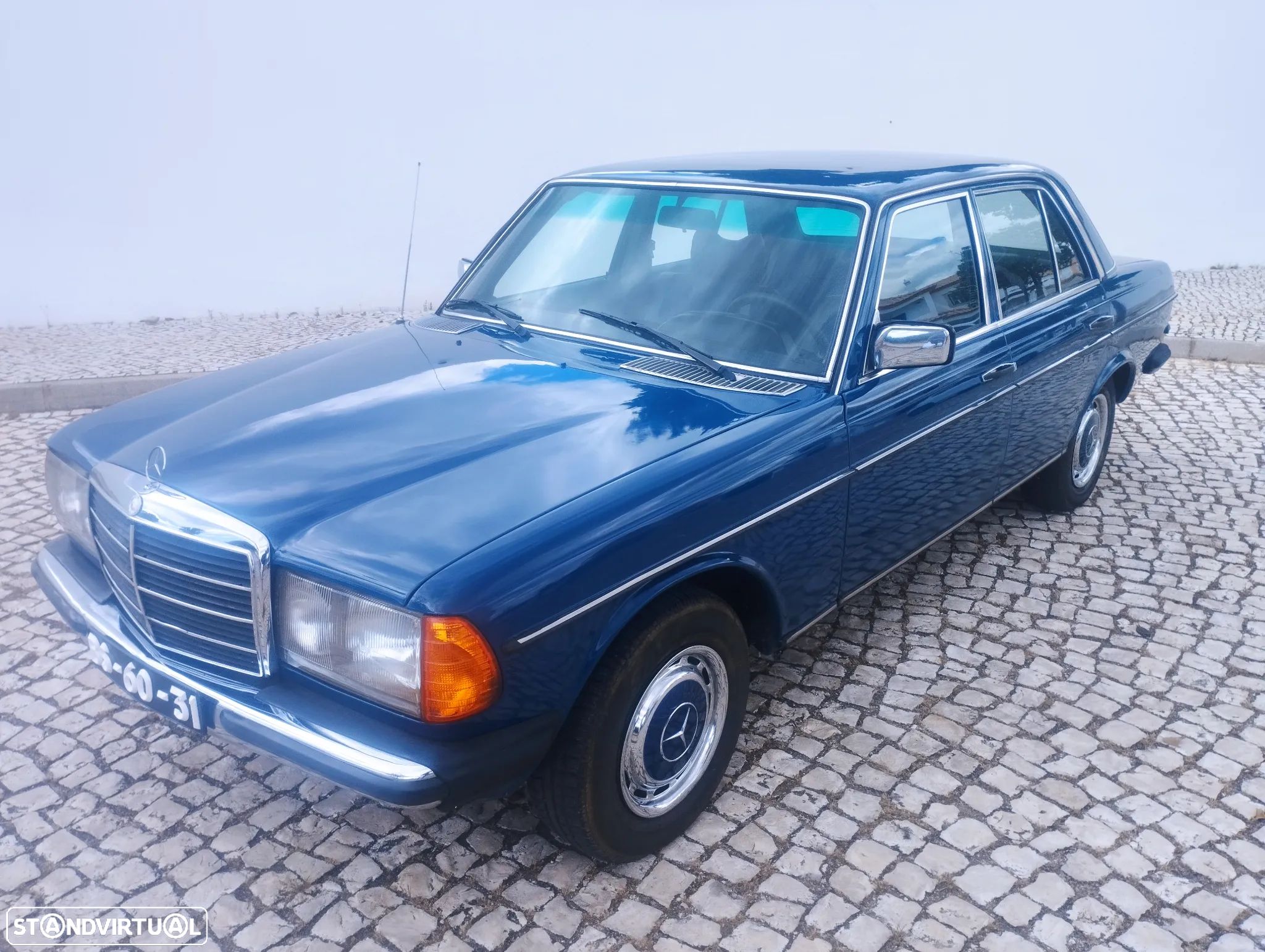 Mercedes-Benz 300 - 1