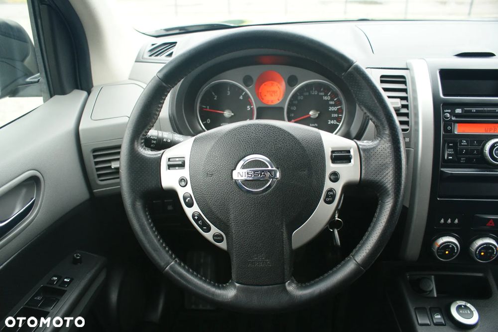 Nissan X-Trail 2.0 dCi 4x4 DPF SE - 9