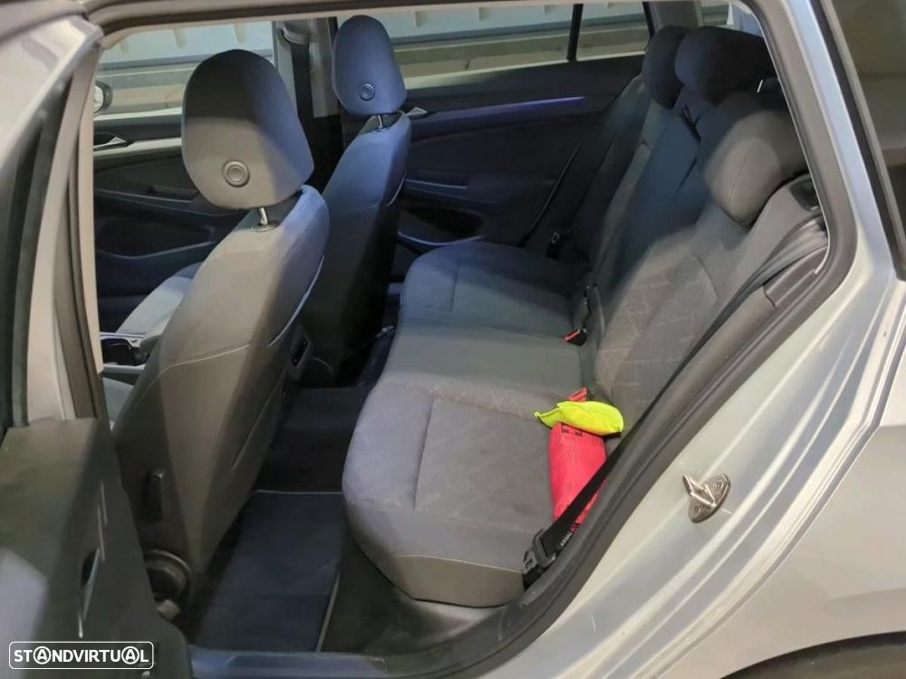 VW Golf Variant 2.0 TDi SCR - 3