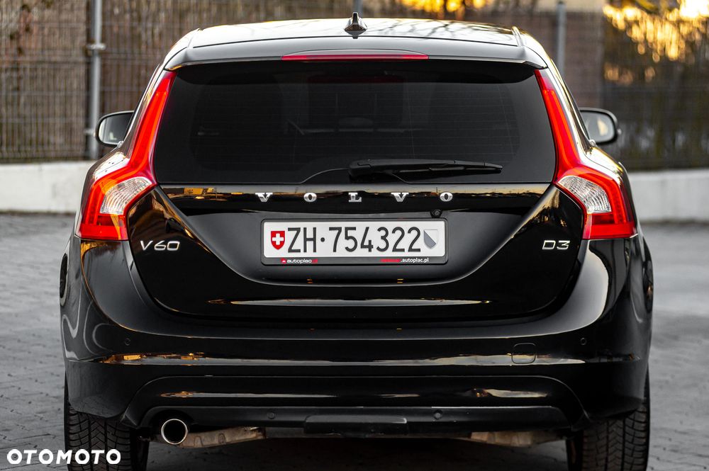 Volvo V60 D3 Geartronic Summum - 15