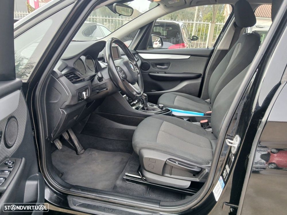 BMW 216 Active Tourer d - 18
