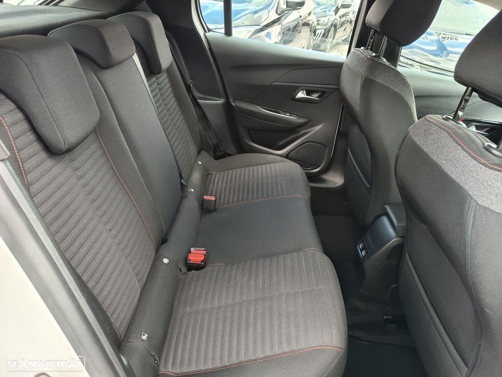 Peugeot e-208 50 kWh Active Pack - 23