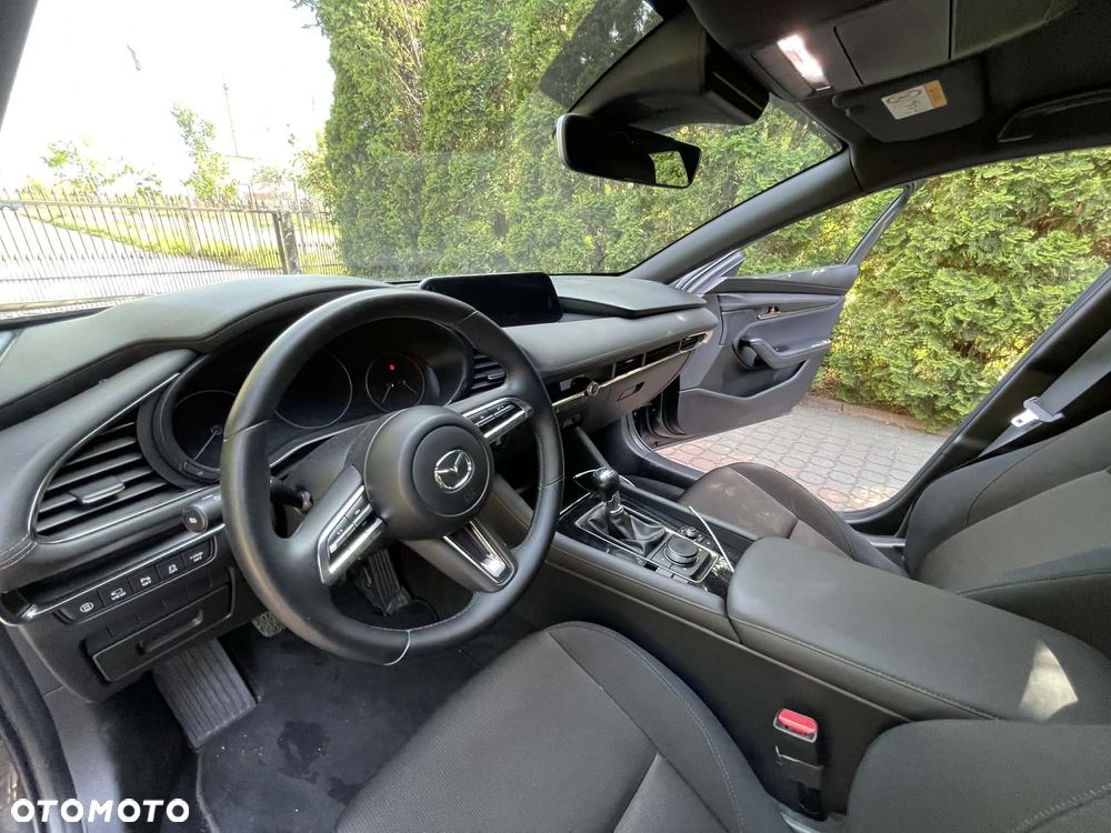 Mazda 3 SKYACTIV-D 1.8 - 8