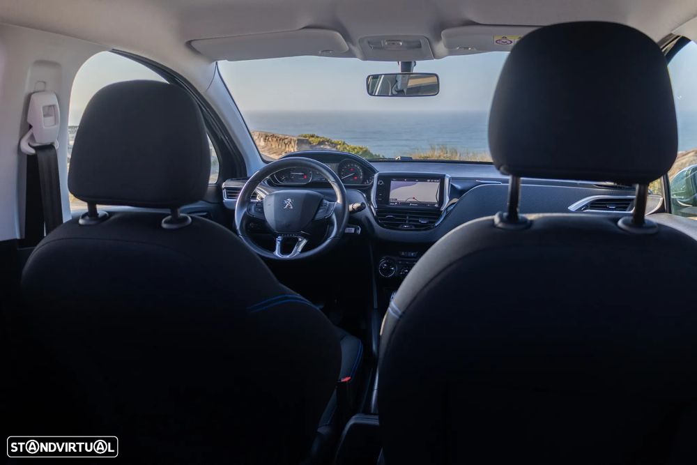 Peugeot 208 1.2 PureTech Allure - 13