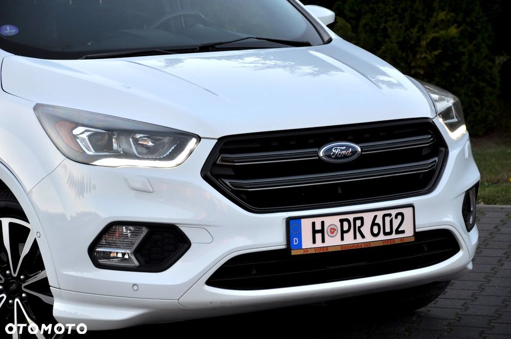 Ford Kuga 1.5 EcoBoost FWD ST-Line ASS GPF - 11
