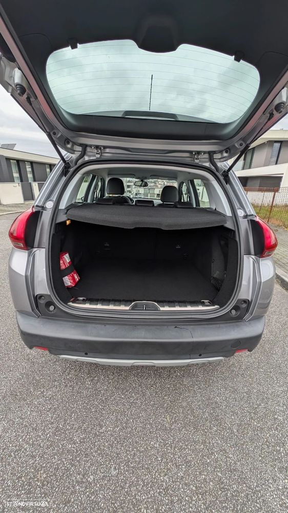 Peugeot 2008 1.2 PureTech Style - 5