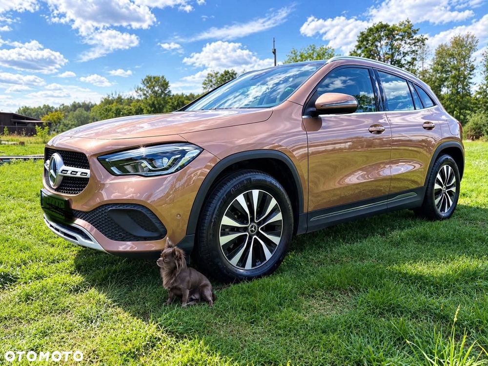 Mercedes-Benz GLA 180 Business Edition - 2