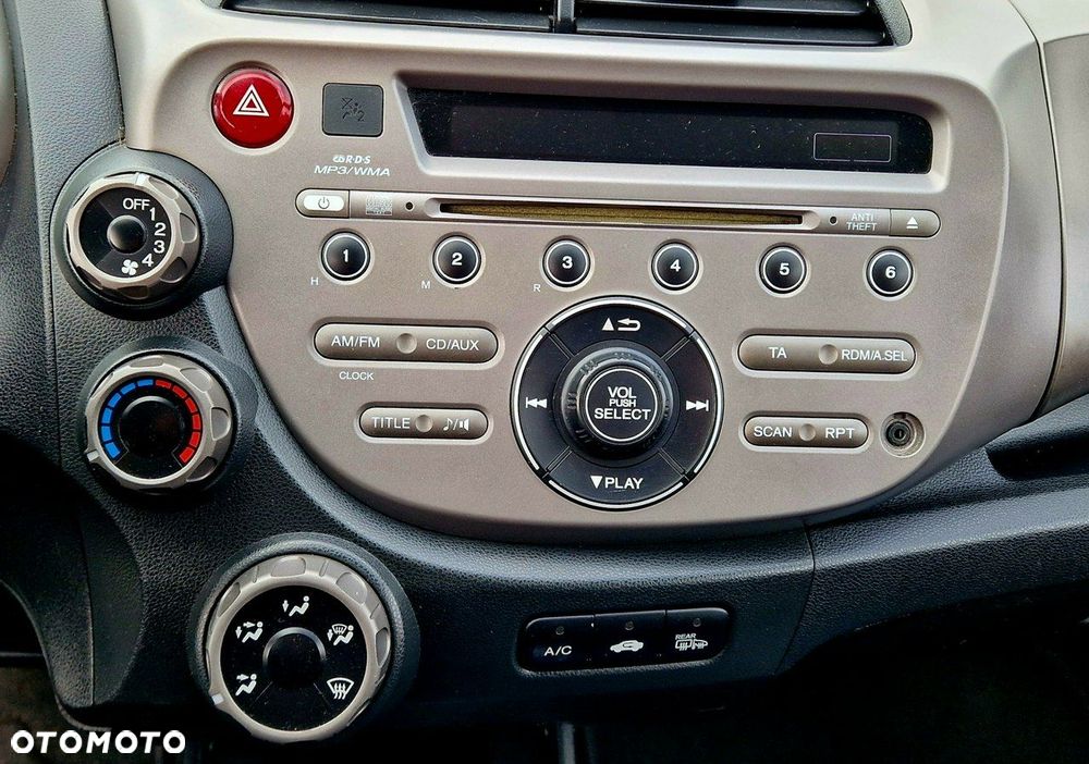 Honda Jazz 1.2 Trend - 12