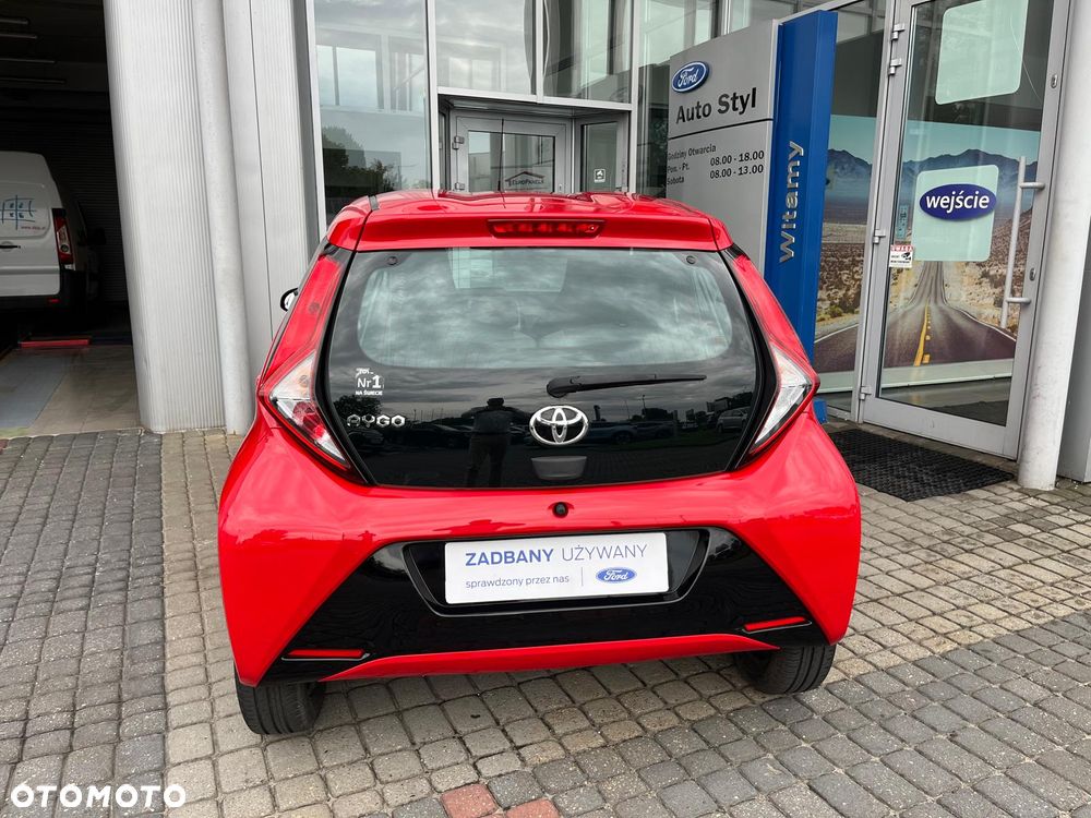 Toyota Aygo x-play - 5