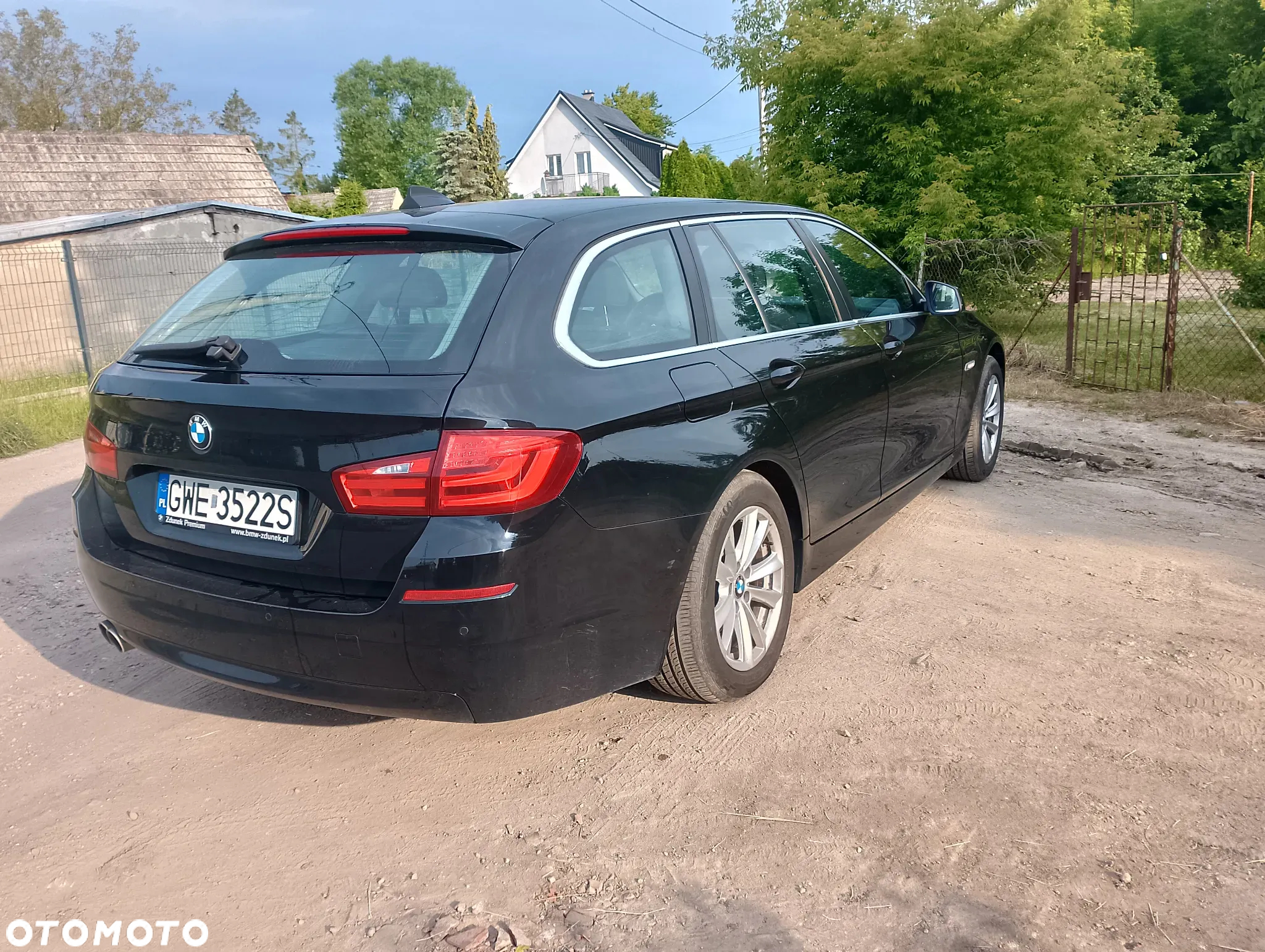 BMW Seria 5 520d Touring - 13