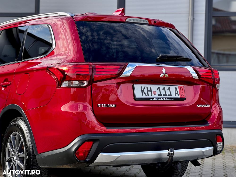 Mitsubishi Outlander 2.2 DI-D 4WD Automatik Edition+ - 19