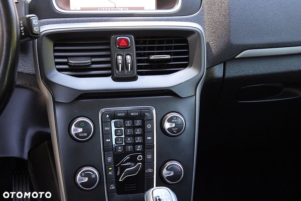 Volvo V40 - 19