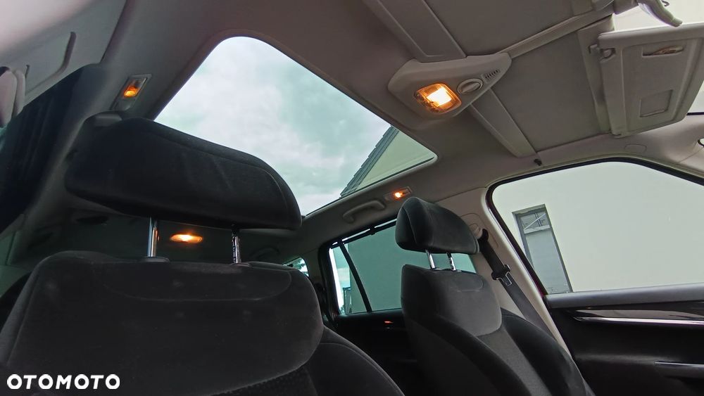 Citroën C4 Picasso 1.6 HDi Equilibre Navi Pack - 13