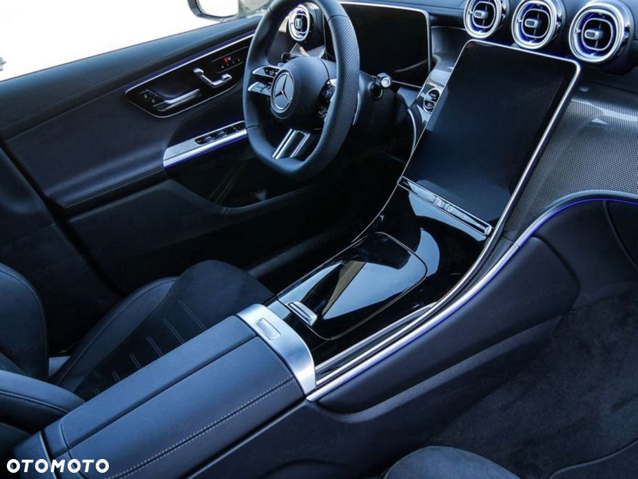 Mercedes-Benz GLC - 7