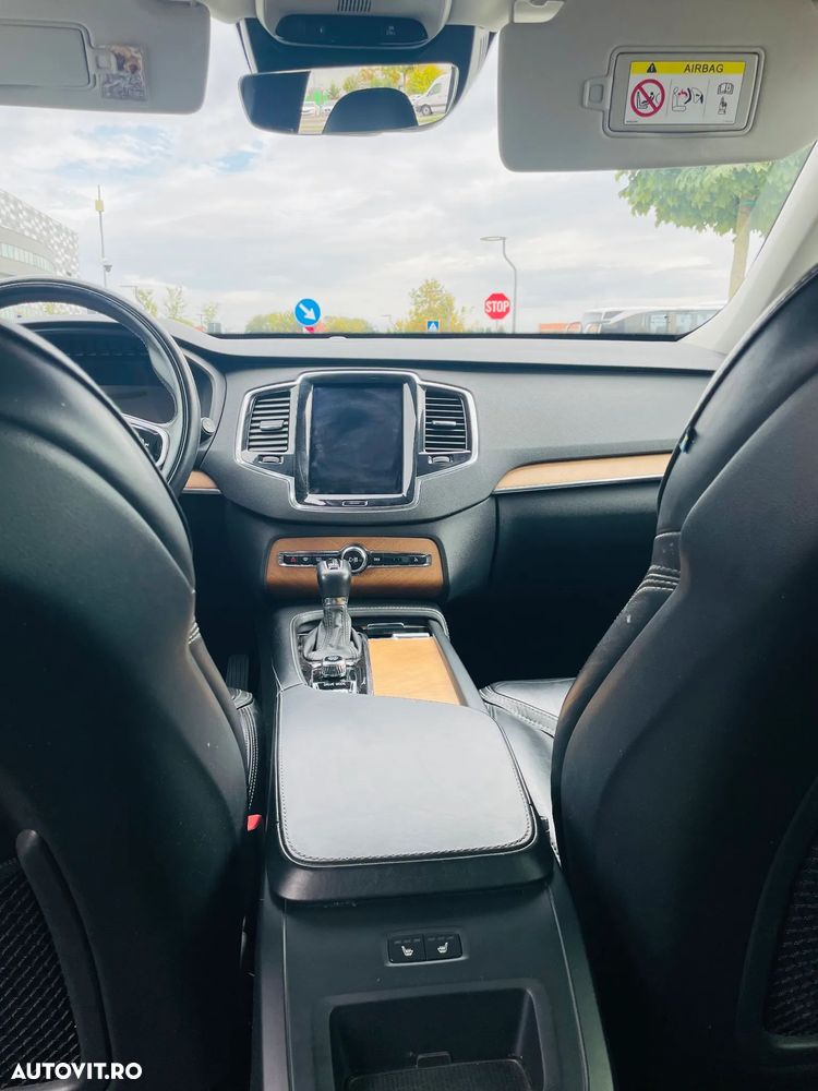 Volvo XC 90 - 12