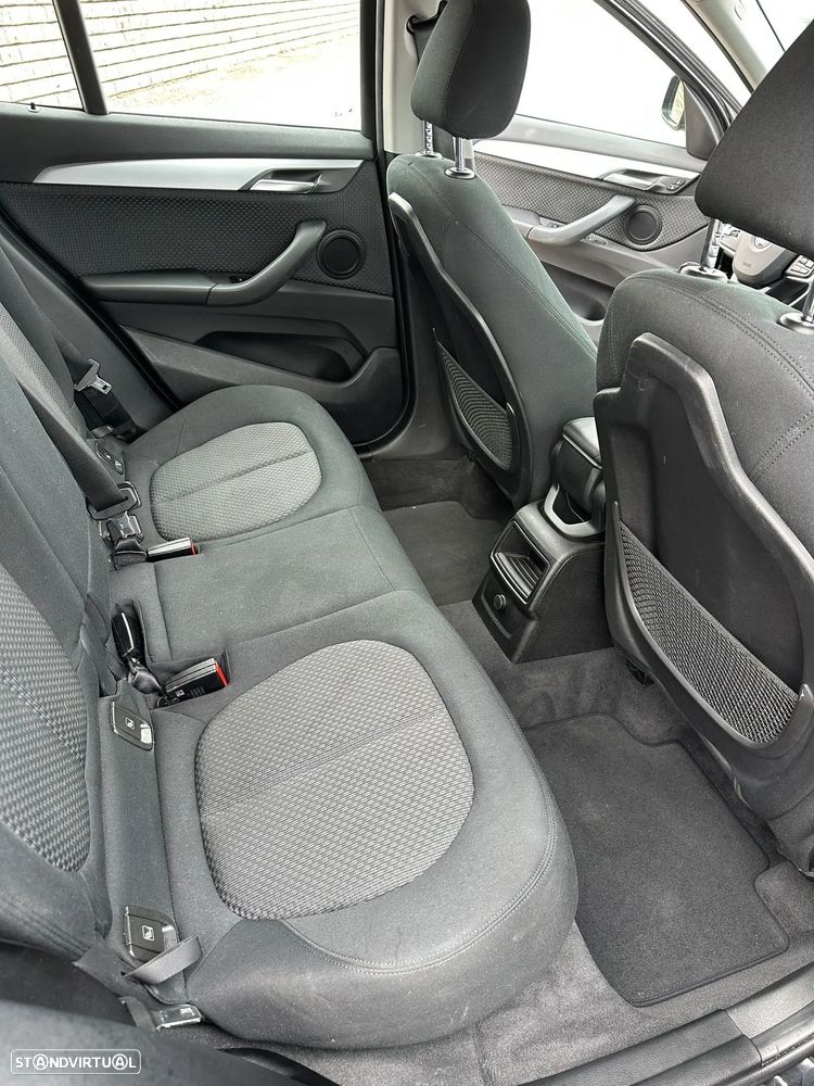 BMW X1 18 d sDrive Advantage - 3