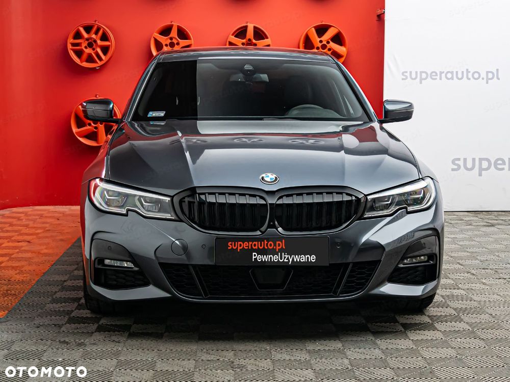 BMW Seria 3 318d M Sport Shadow - 3