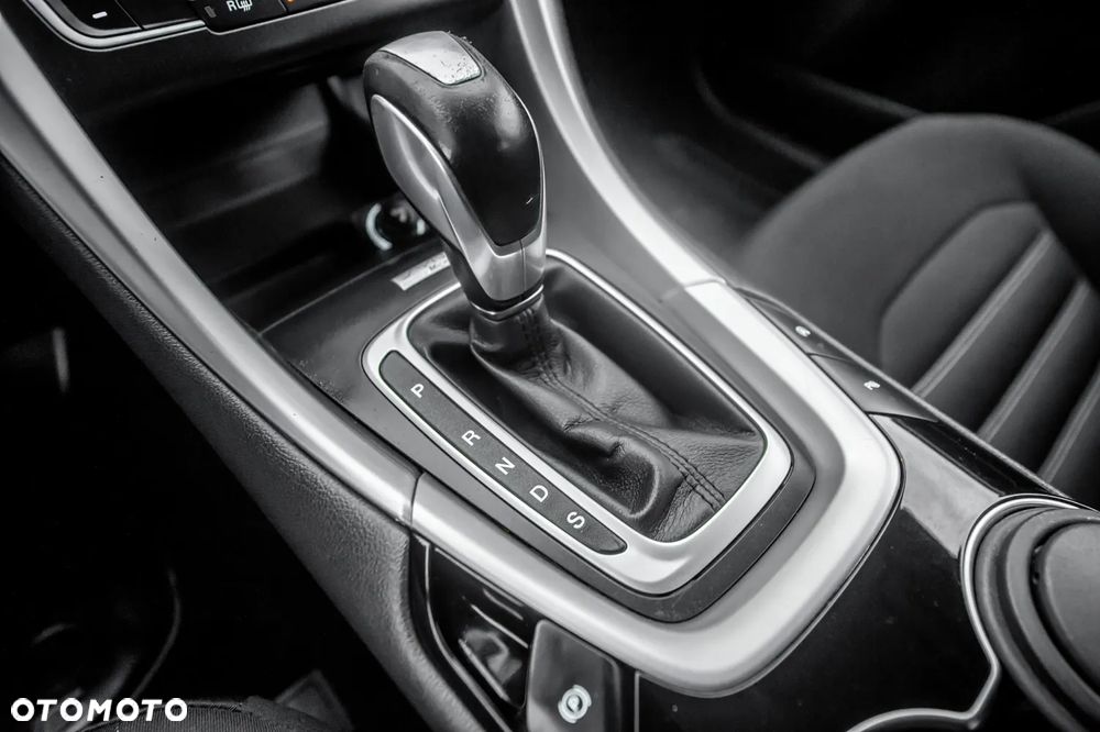Ford Mondeo Turnier 2.0 TDCi Start-Stopp PowerShift-Aut Trend - 26