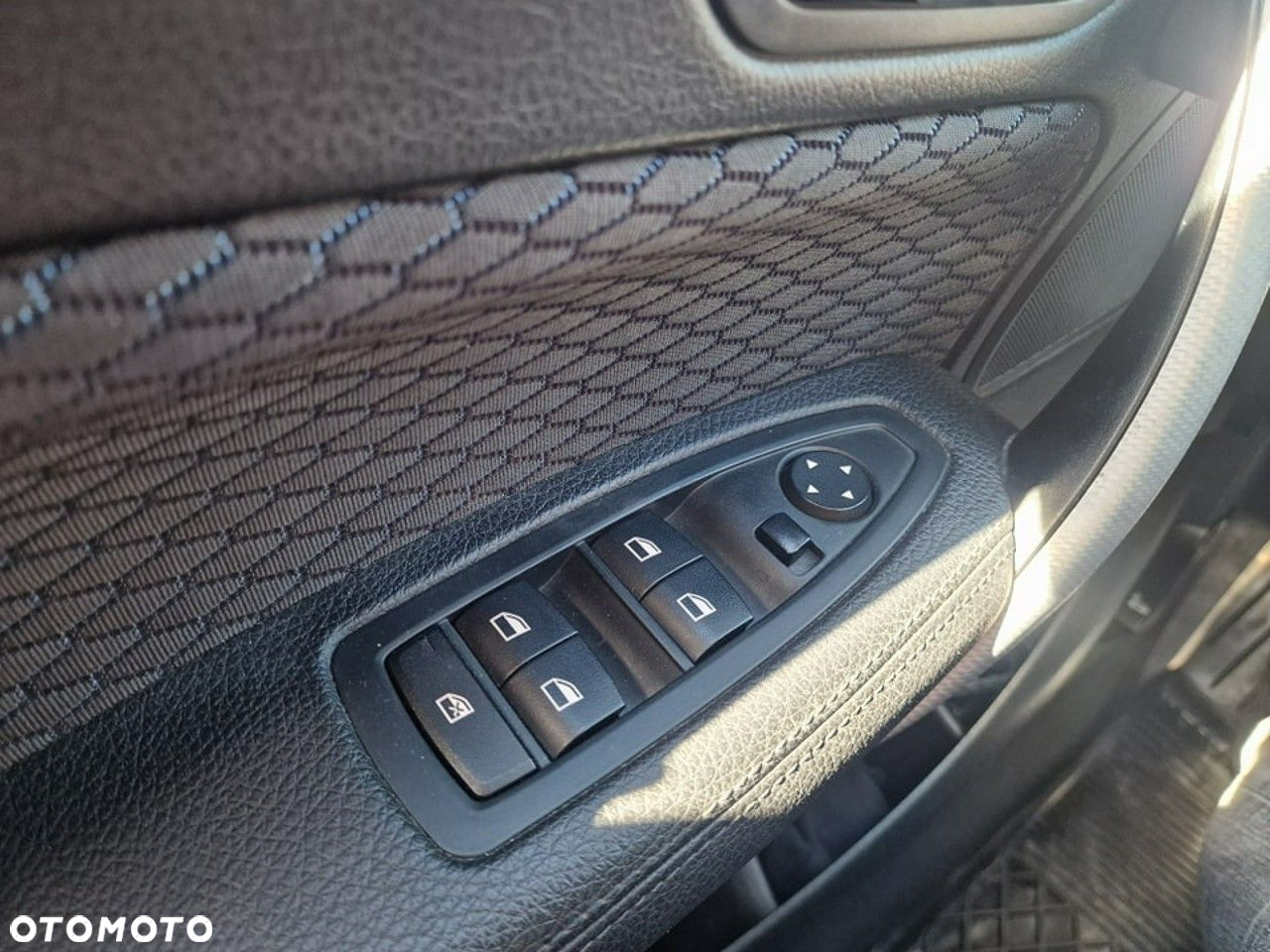BMW Seria 1 120d Edition M Sport Shadow - 12