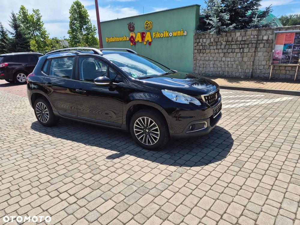 Peugeot 2008 1.2 Pure Tech GPF Allure S&S EAT6 - 9