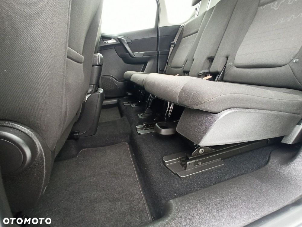 Opel Meriva - 12