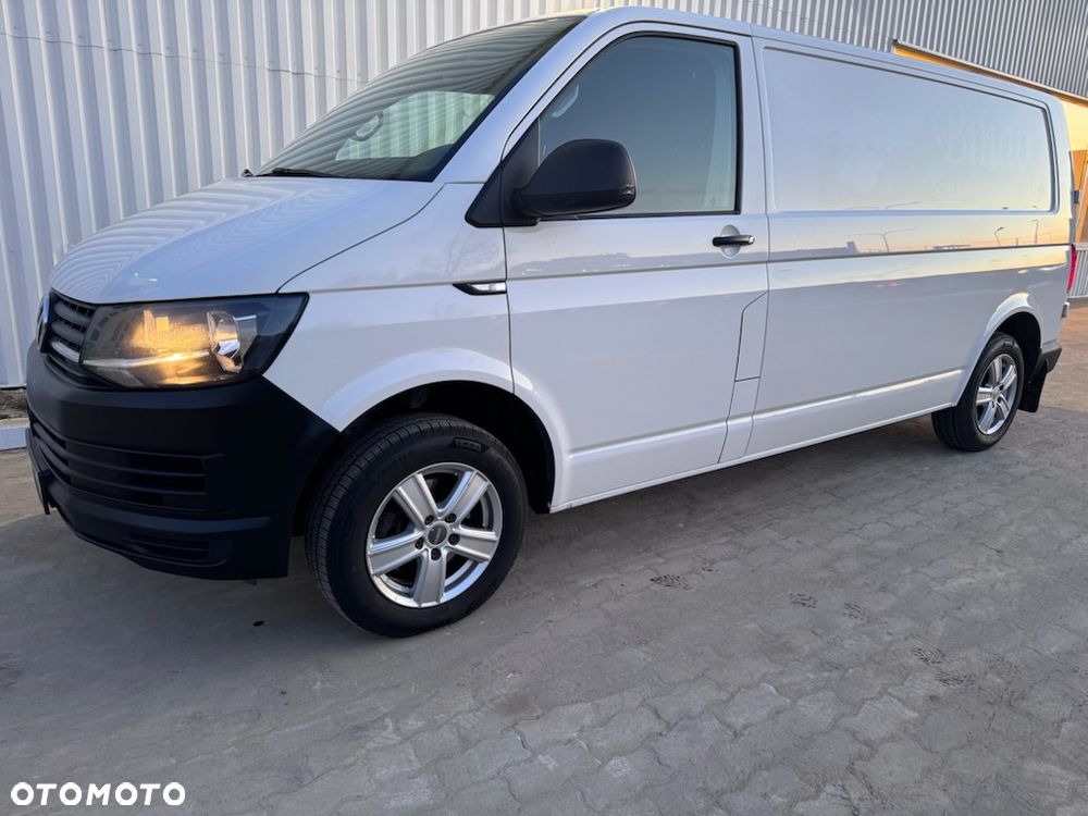 Volkswagen Transporter - 4