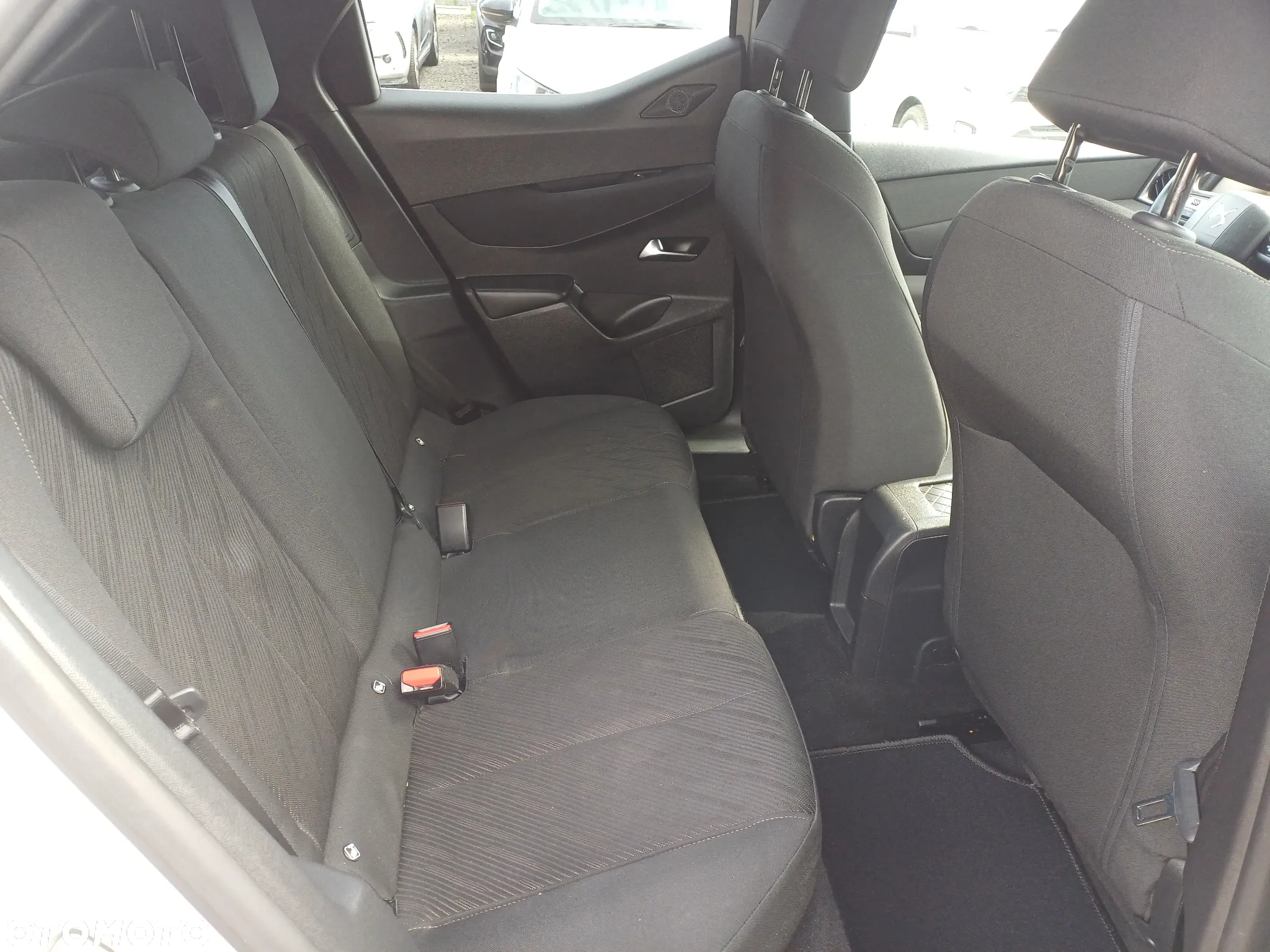 DS Automobiles DS 3 Crossback E-Tense Performance Line + - 10