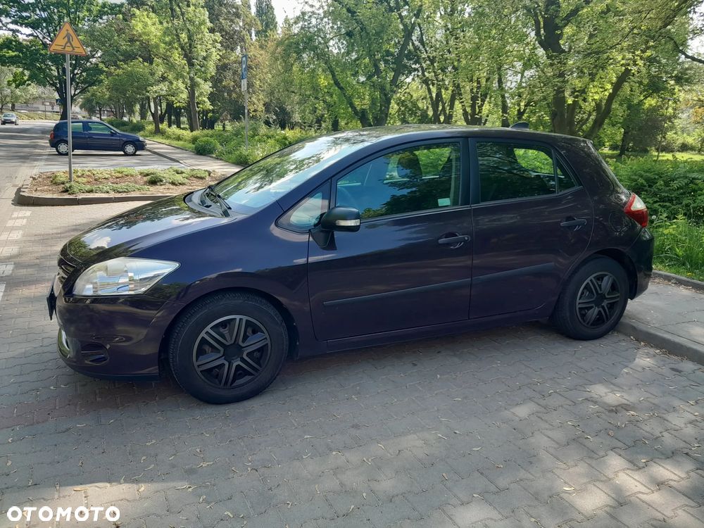 Toyota Auris 1.33 VVT-i Life - 2