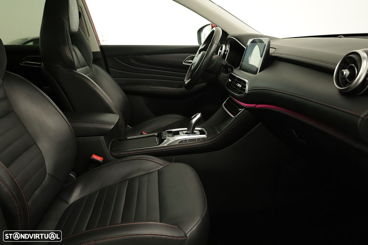 MG EHS 1.5 T-GDI Plug-in Hybrid Luxury - 24