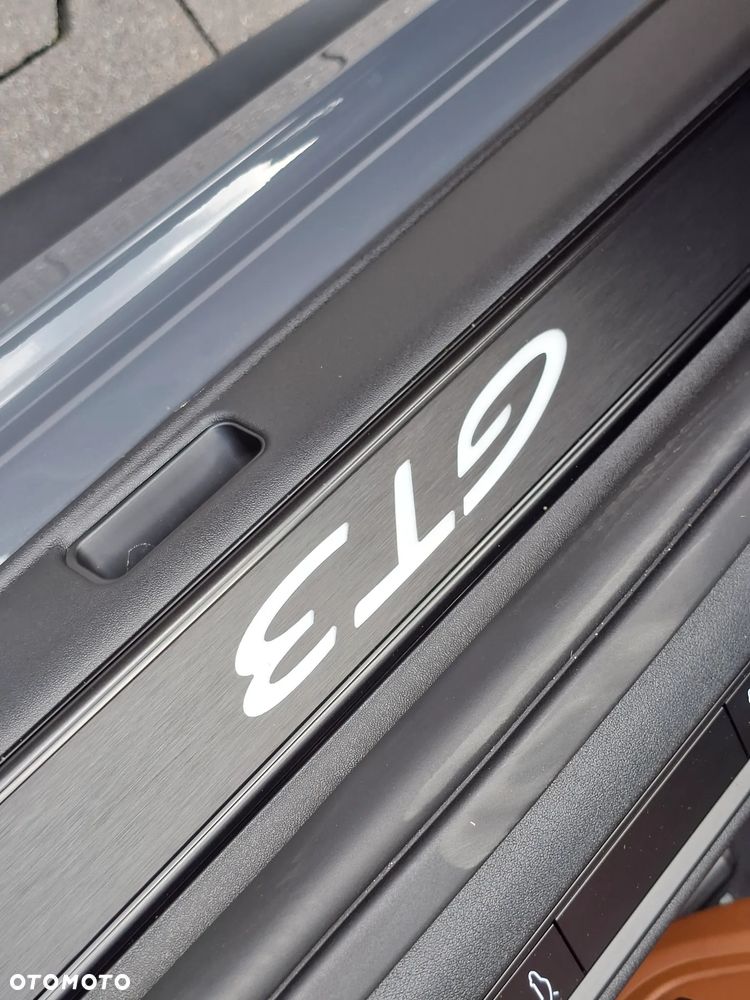 Porsche 911 GT3 Touring PDK - 27