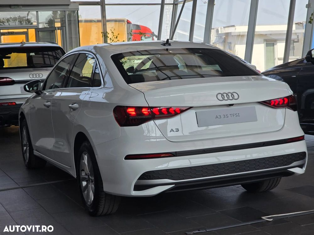 Audi A3 35 TFSI S tronic MHEV Basic - 5