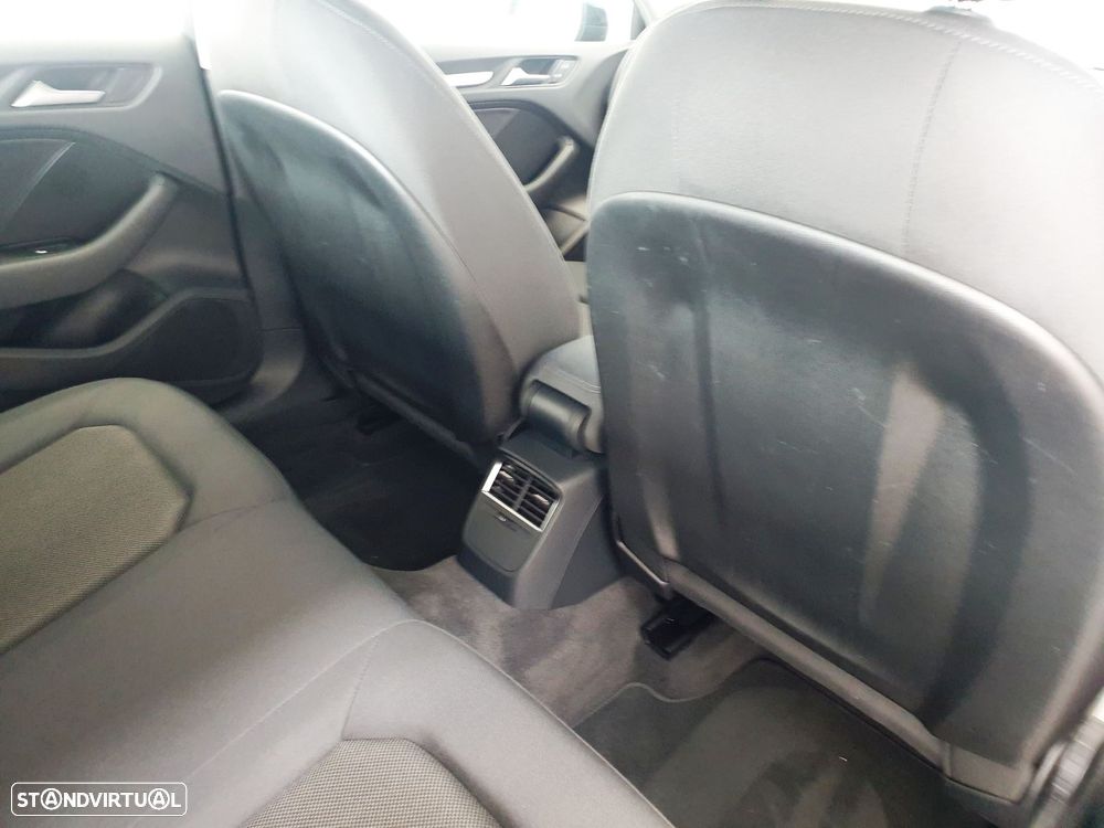 Audi A3 Limousine 1.6 TDI S tronic - 28