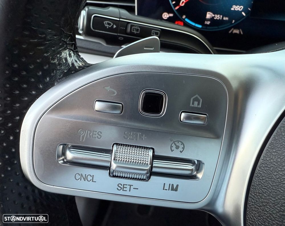 Mercedes-Benz GLE 300 d 4Matic 9G-TRONIC AMG Line - 14