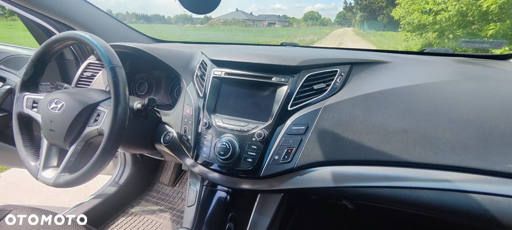 Hyundai i40 Kombi blue 1.7 CRDi Classic - 19