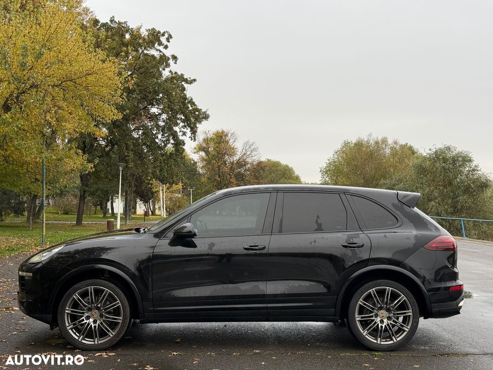 Porsche Cayenne - 21