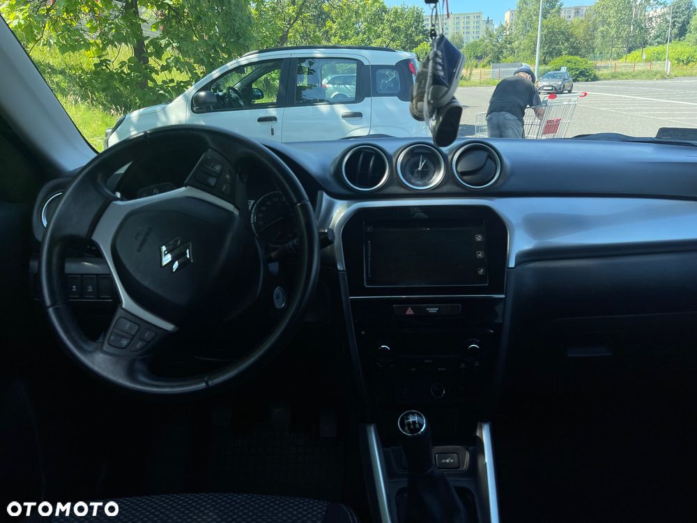 Suzuki Vitara 1.6 Comfort 2WD - 5