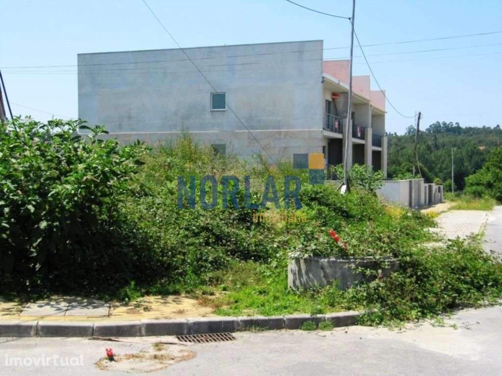 Lote Gaveto em Oleiros - Vila Verde - Grande imagem: 2/5