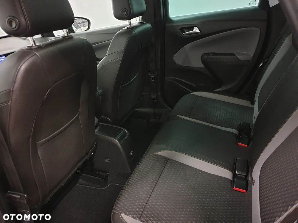 Opel Crossland X - 39