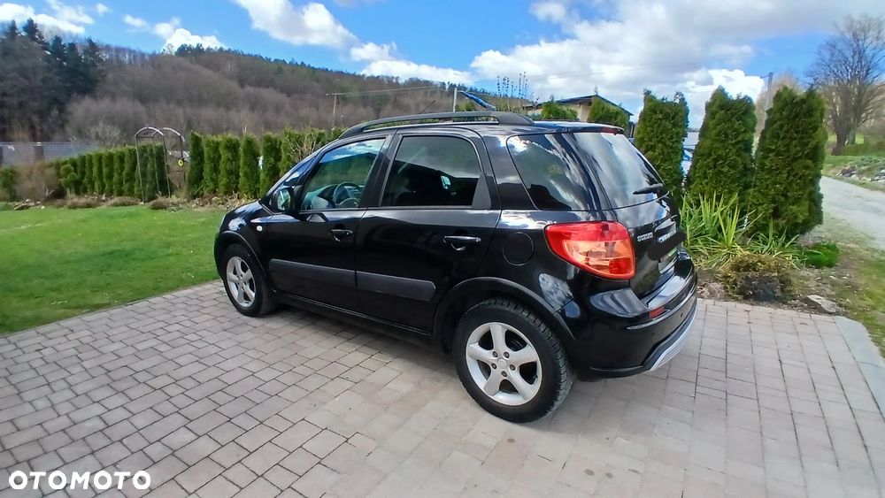Suzuki SX4 - 5