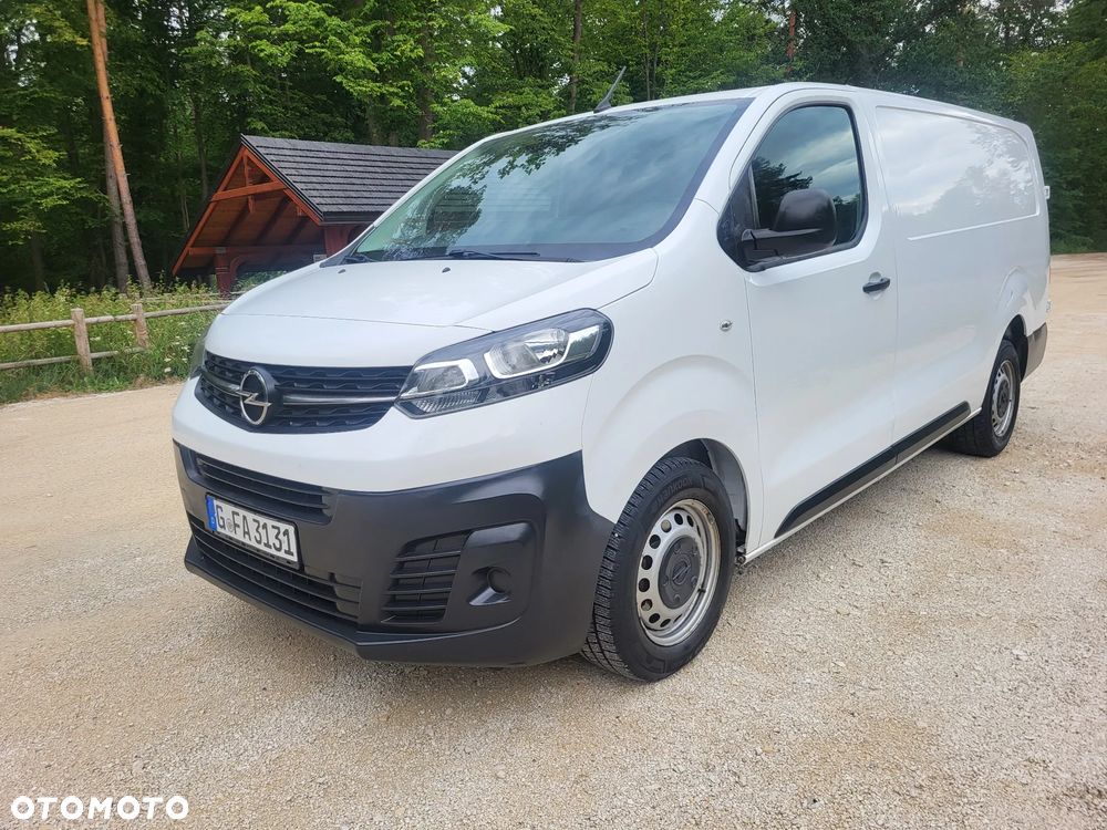 Opel Vivaro - 1