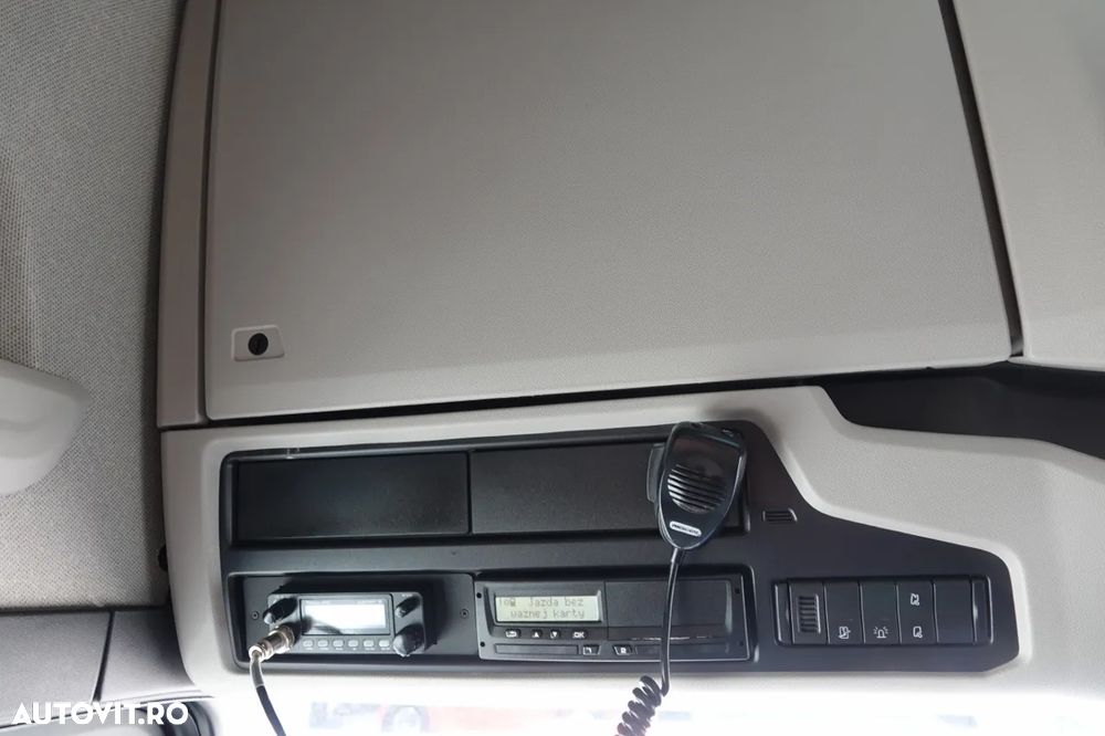 Scania S 500 / RETARDER / AER CONDIȚIONAT PARCARE / JANTE DIN ALIAJ / PIELE / ANVELOPE 100% / REZERVORE 1.400 L - 31