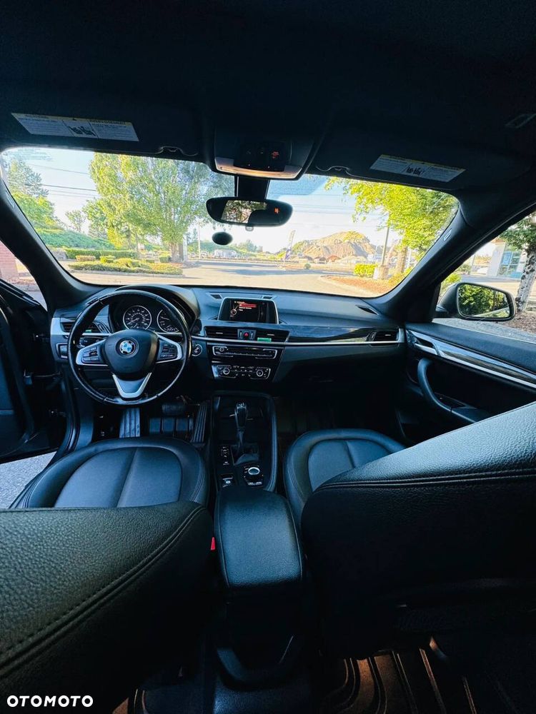 BMW X1 - 10