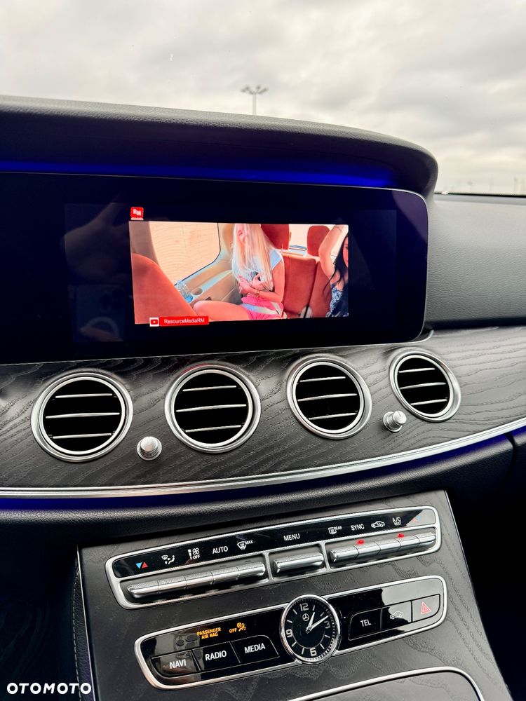 Mercedes-Benz Klasa E 220 d 9G-TRONIC Avantgarde - 26