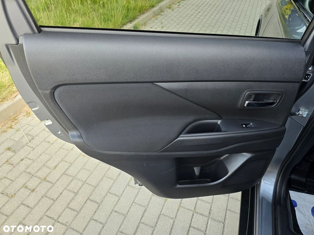 Mitsubishi Outlander 2.0 2WD Edition - 21