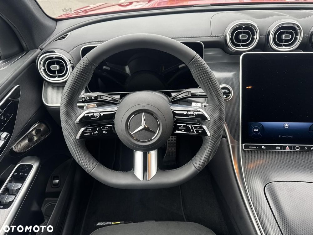 Mercedes-Benz GLC - 13